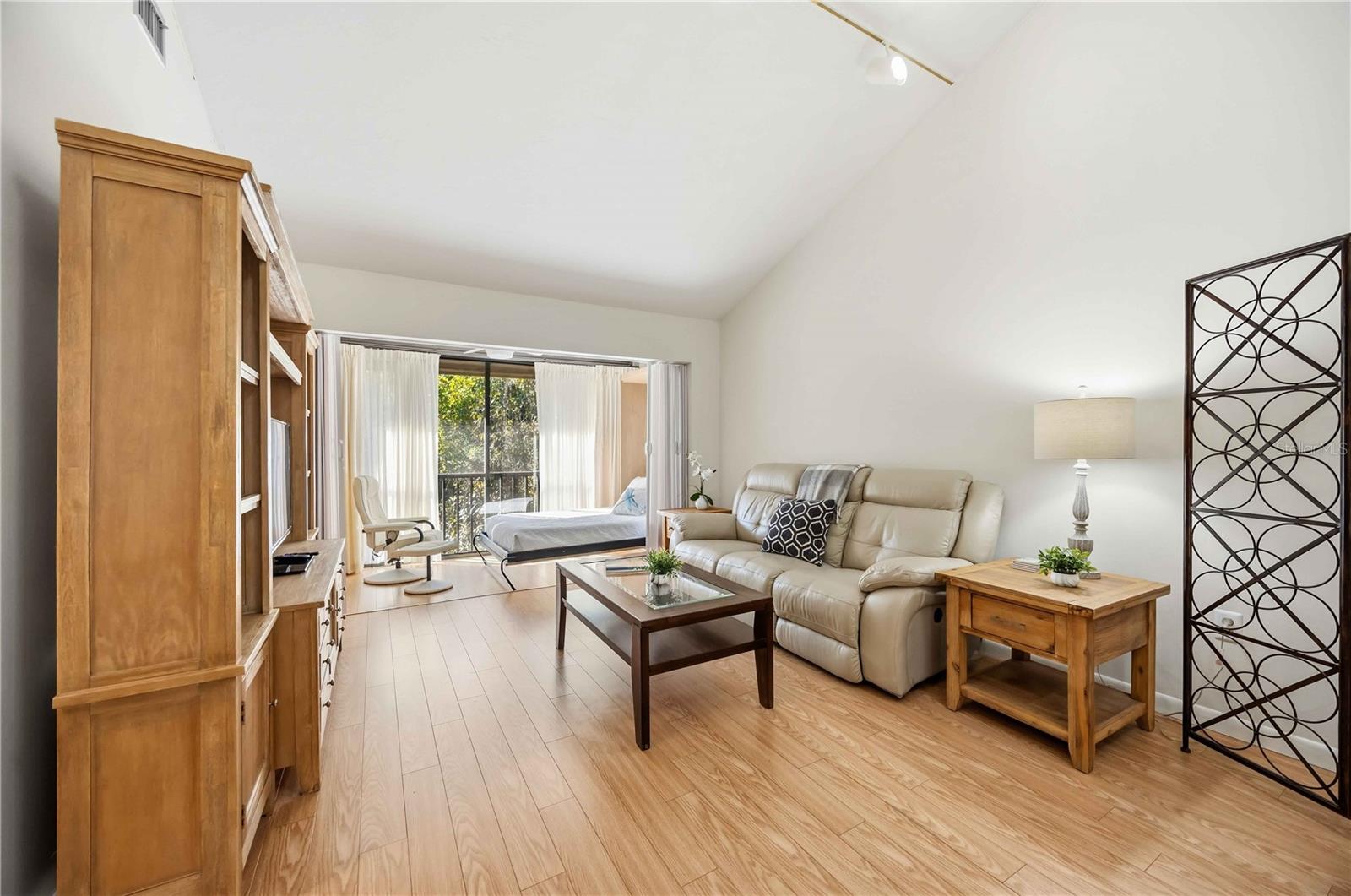 1626 BROOKHOUSE DR #235