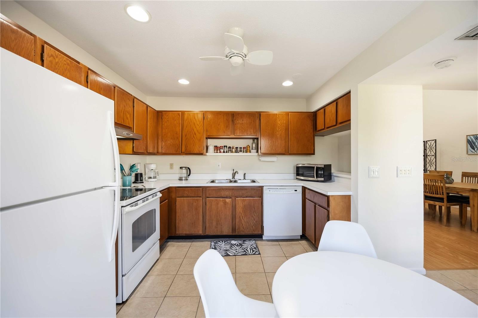 1626 BROOKHOUSE DR #235