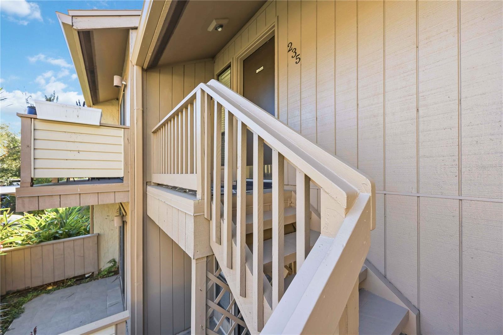 1626 BROOKHOUSE DR #235