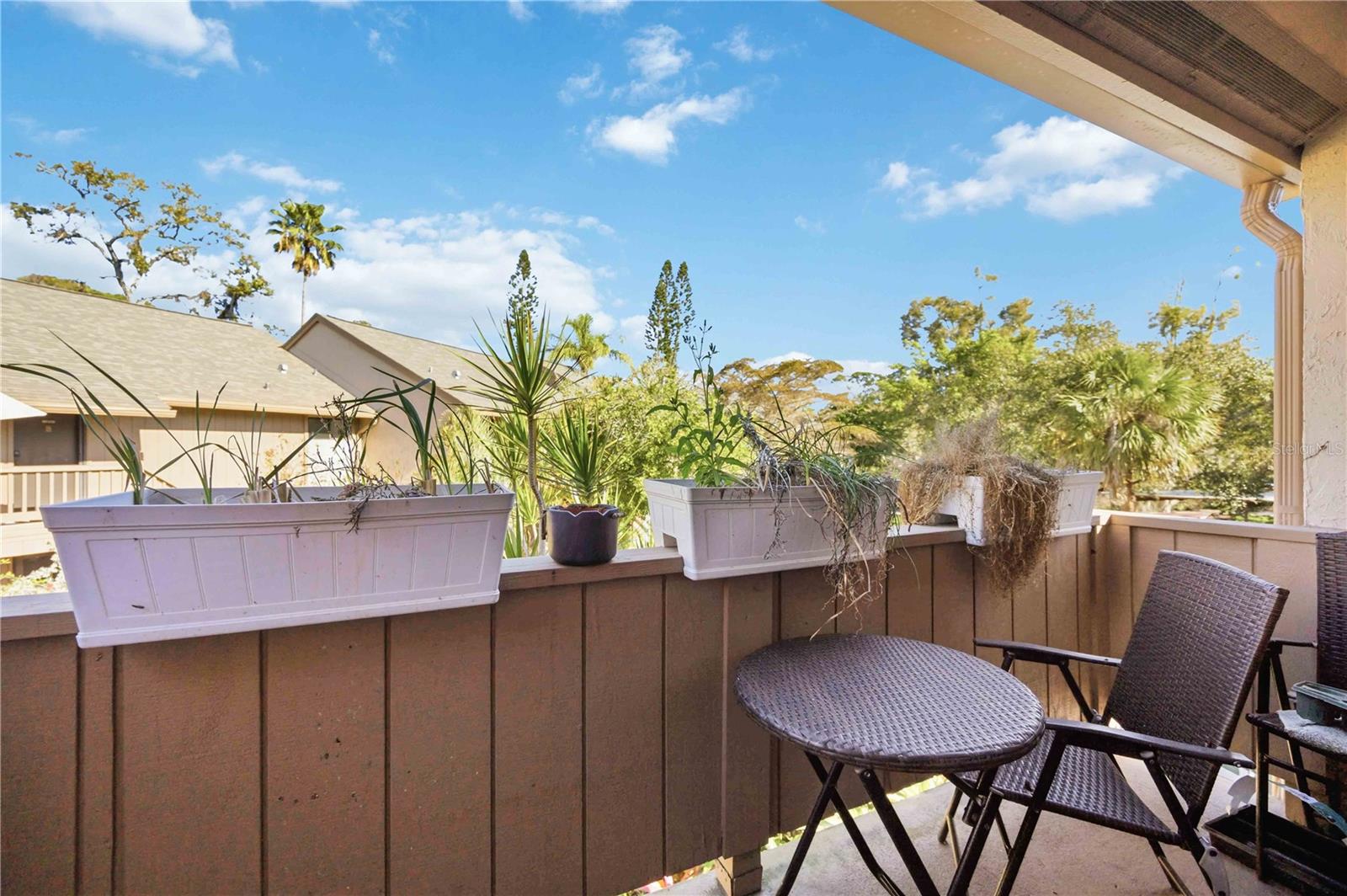 1626 BROOKHOUSE DR #235