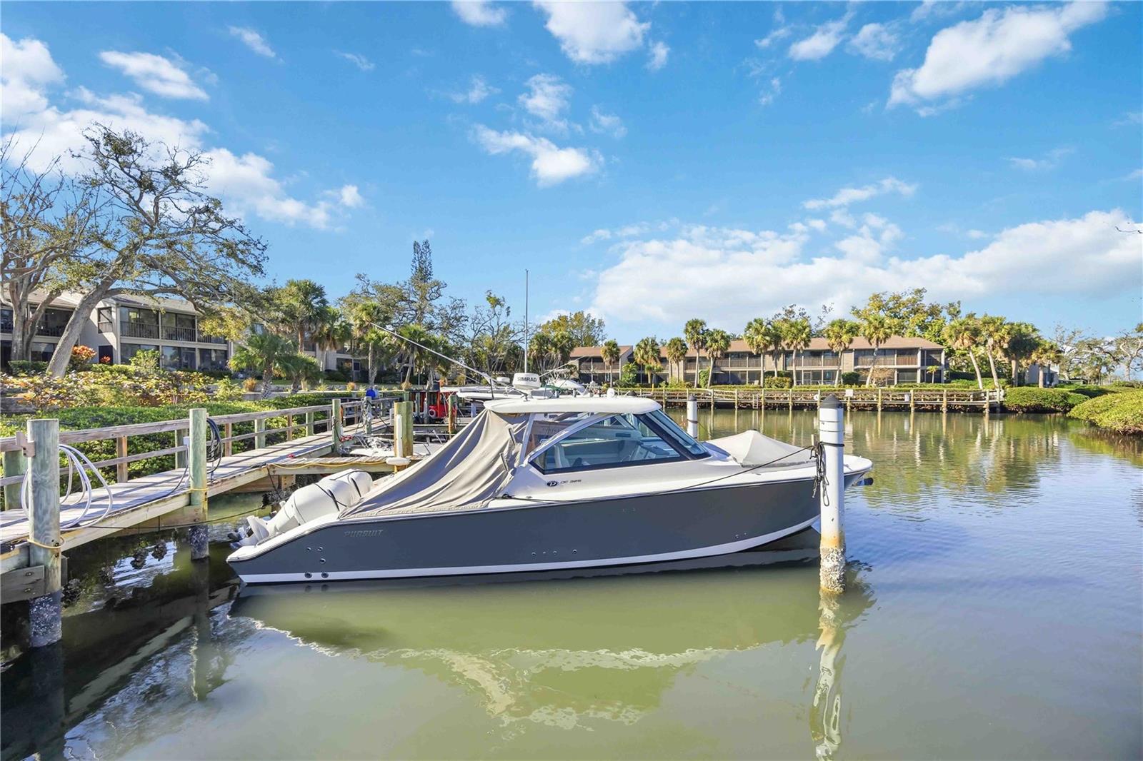 1626 BROOKHOUSE DR #235