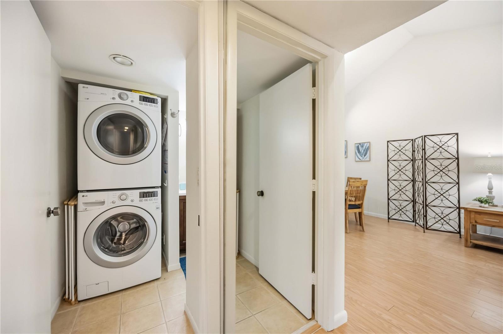 1626 BROOKHOUSE DR #235