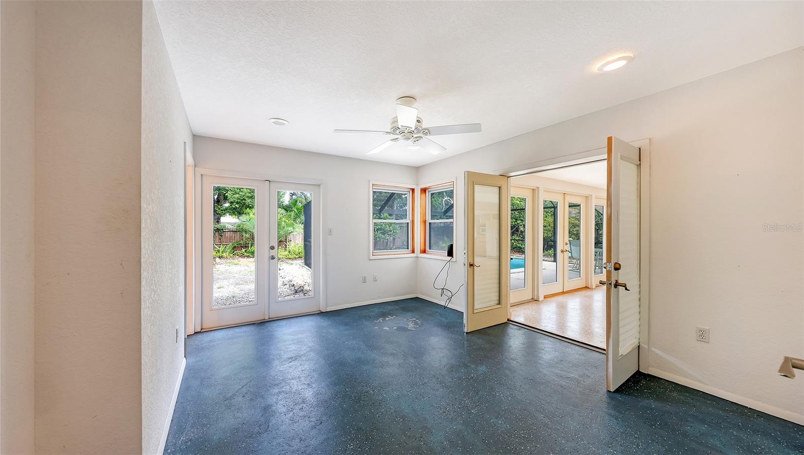4735 REMINGTON DR