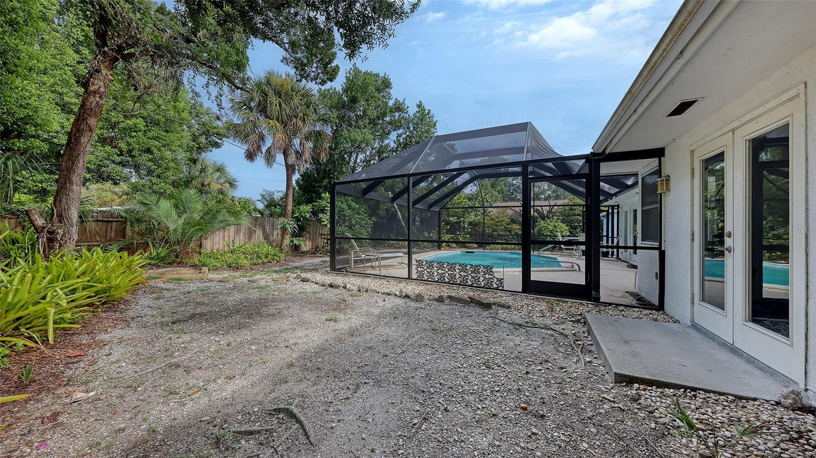 4735 REMINGTON DR