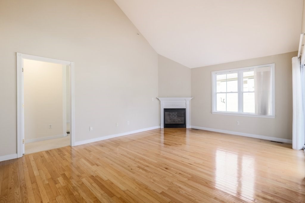 25 Whispering Brook Rd # 25