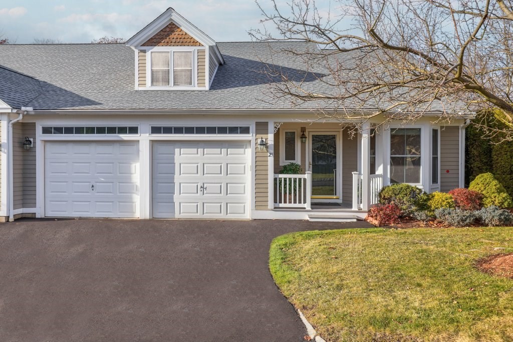 25 Whispering Brook Rd # 25