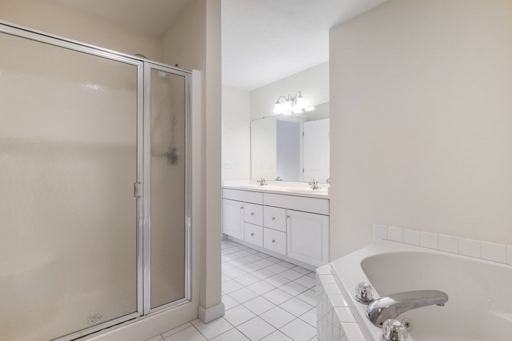 25 Whispering Brook Rd # 25