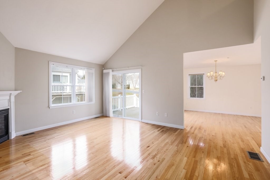 25 Whispering Brook Rd # 25