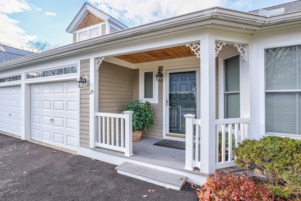 25 Whispering Brook Rd # 25