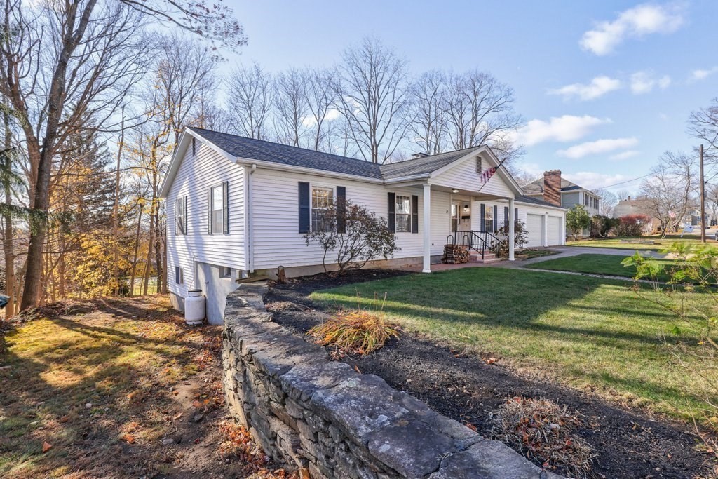 71 Maple St