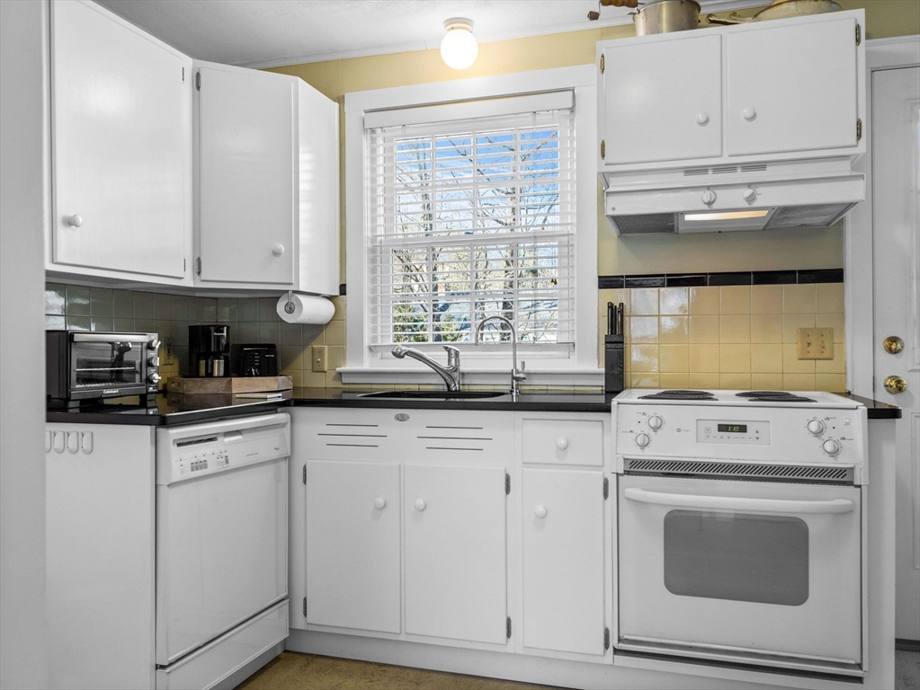 21 Neillian Crescent