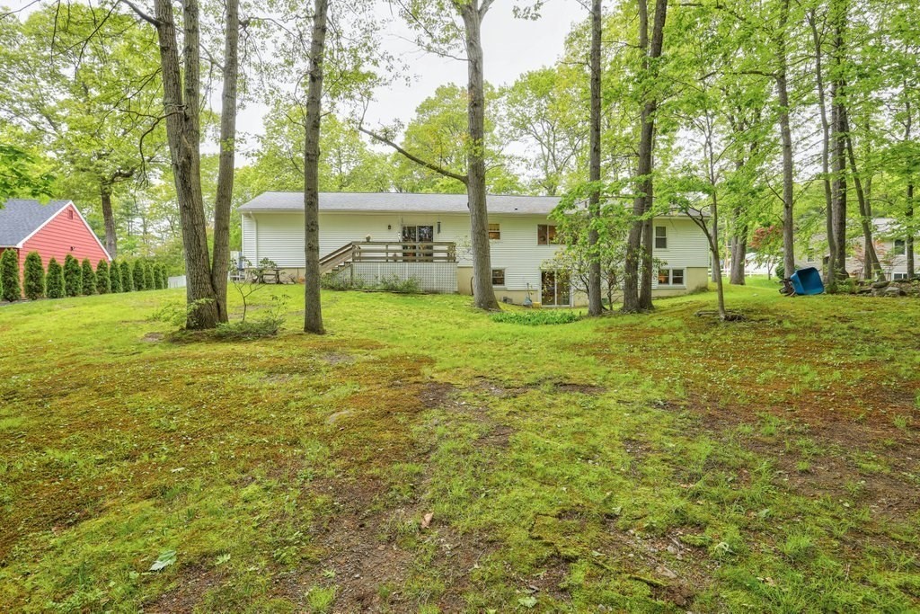 45 Surrey Ln