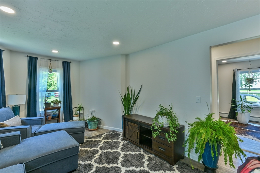 18 Emerald Ave.