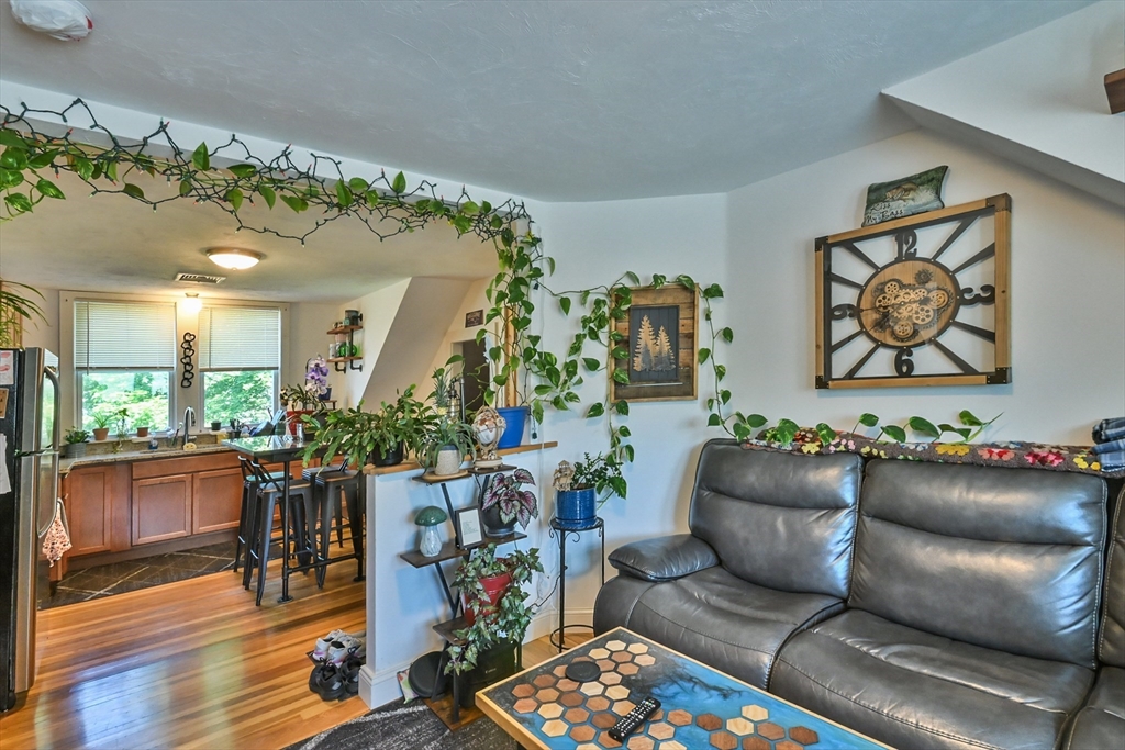 18 Emerald Ave.