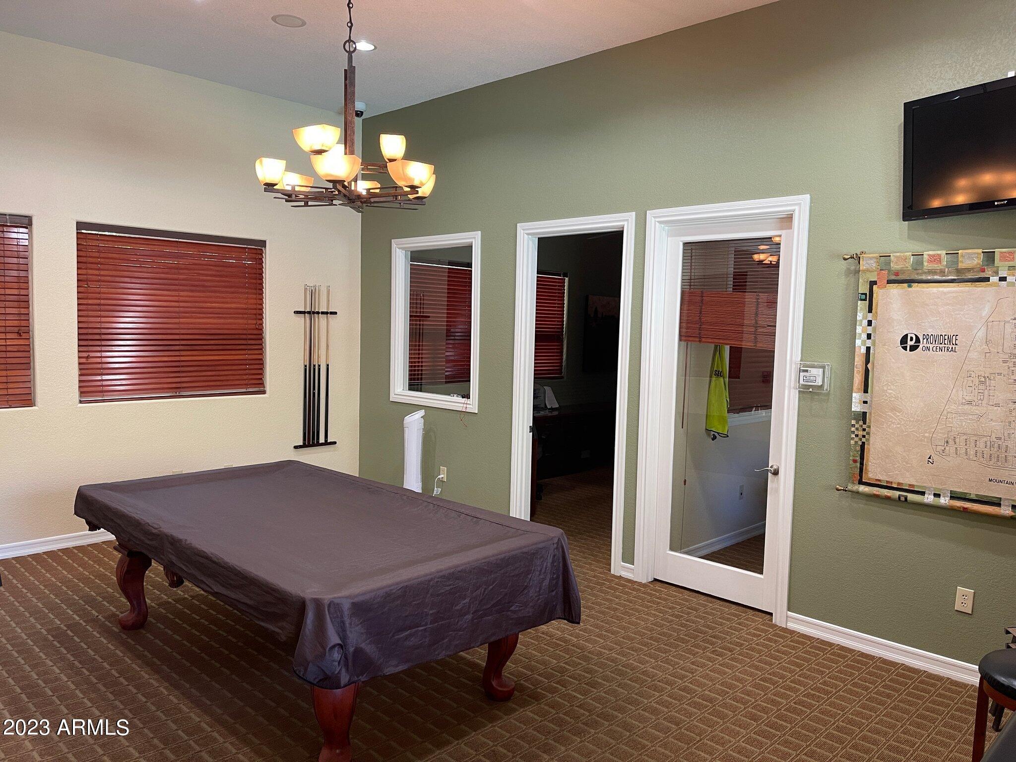 9820 N CENTRAL Avenue, 103