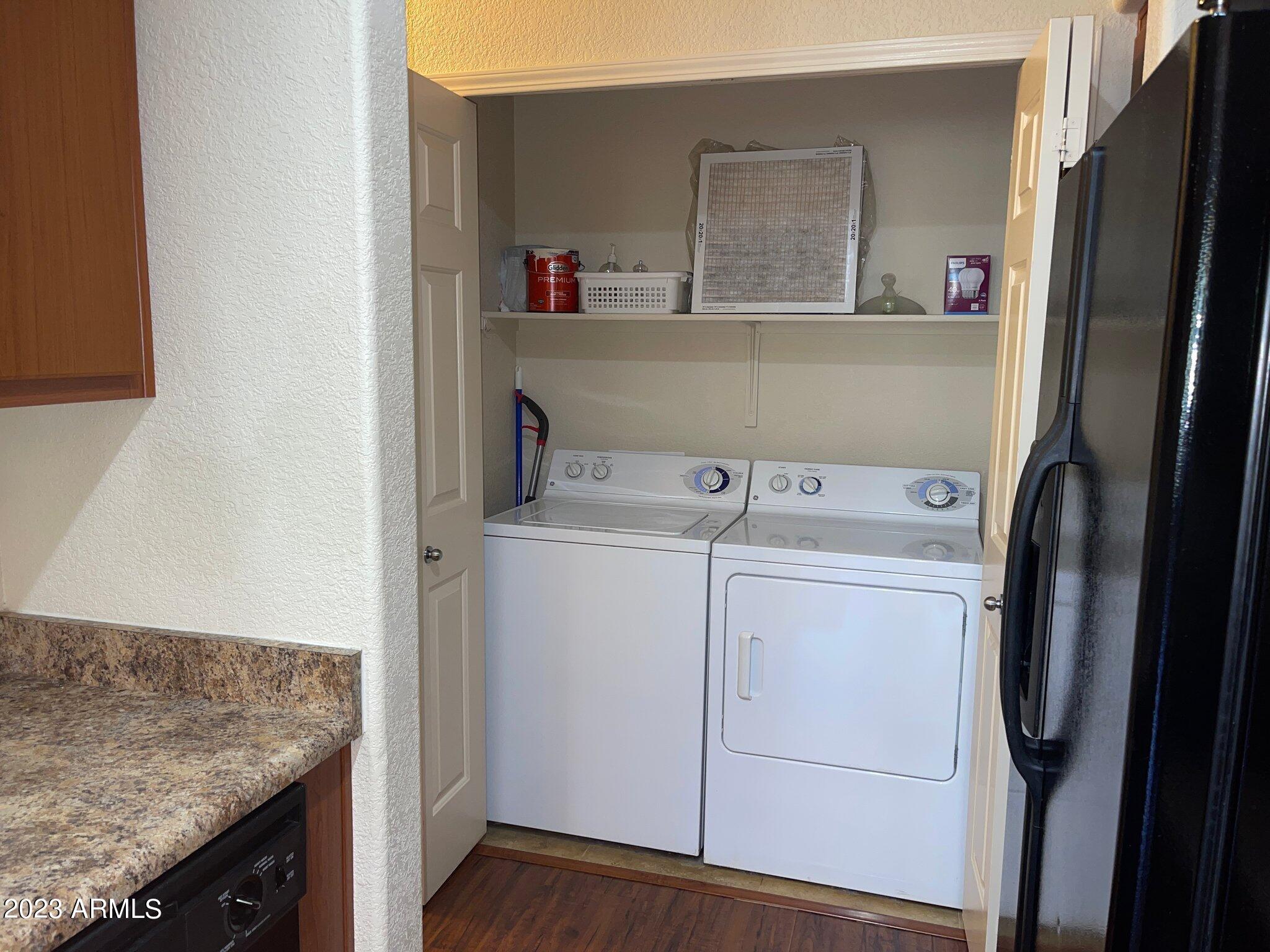 9820 N CENTRAL Avenue, 103