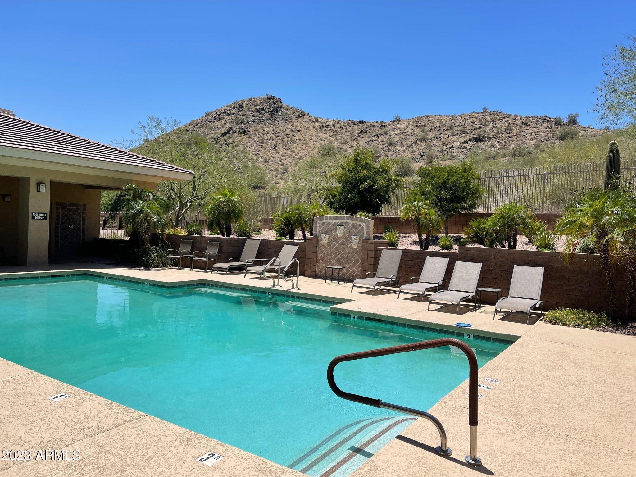 9820 N CENTRAL Avenue, 103