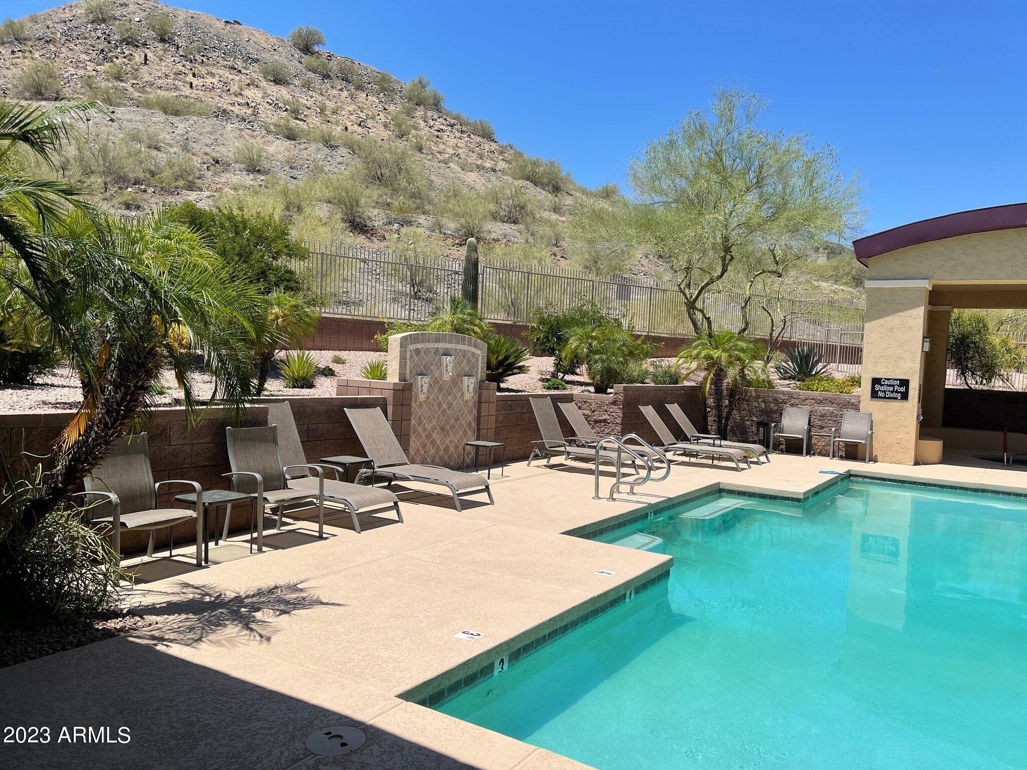 9820 N CENTRAL Avenue, 103