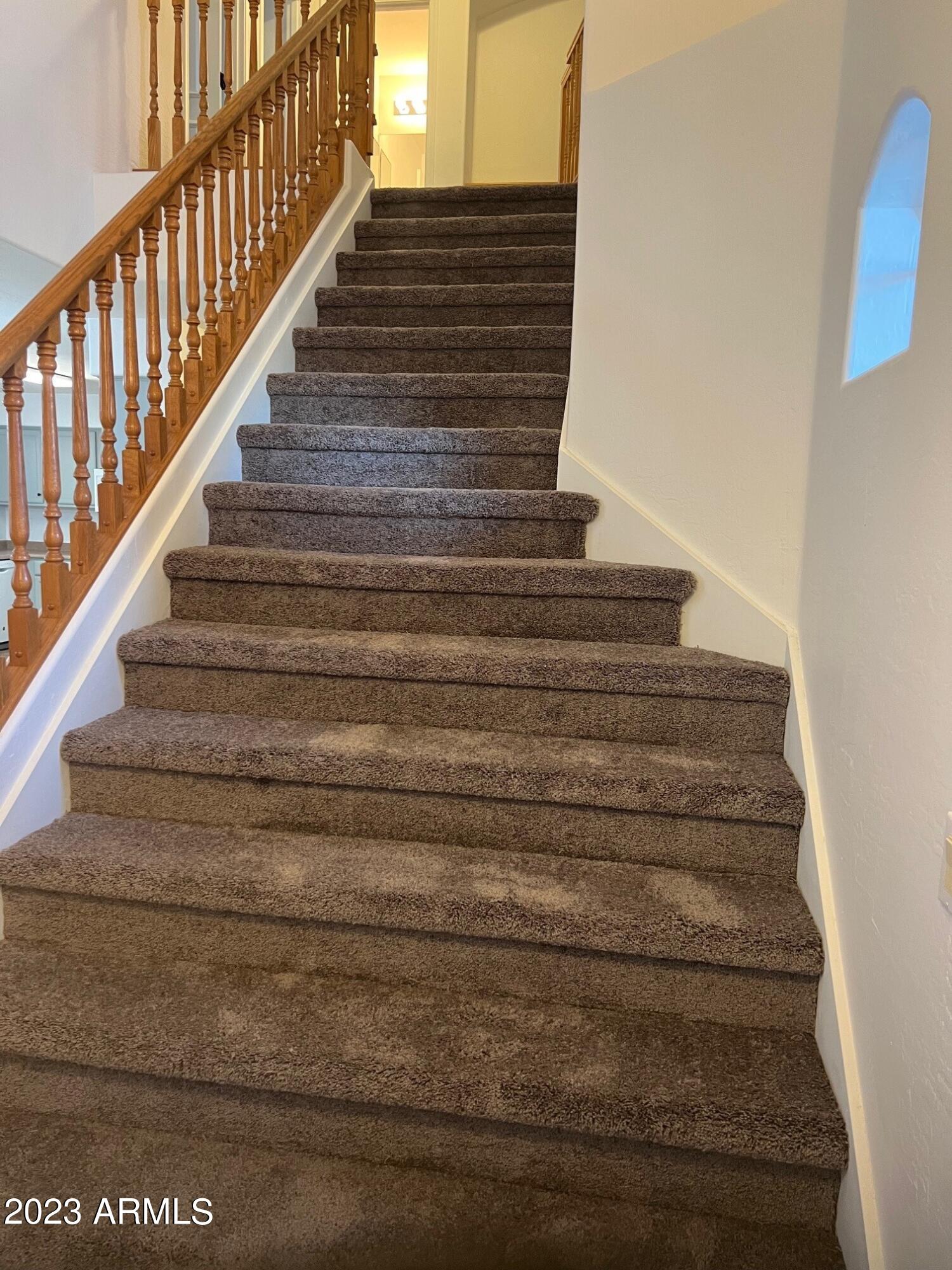 25809 W ST JAMES Avenue