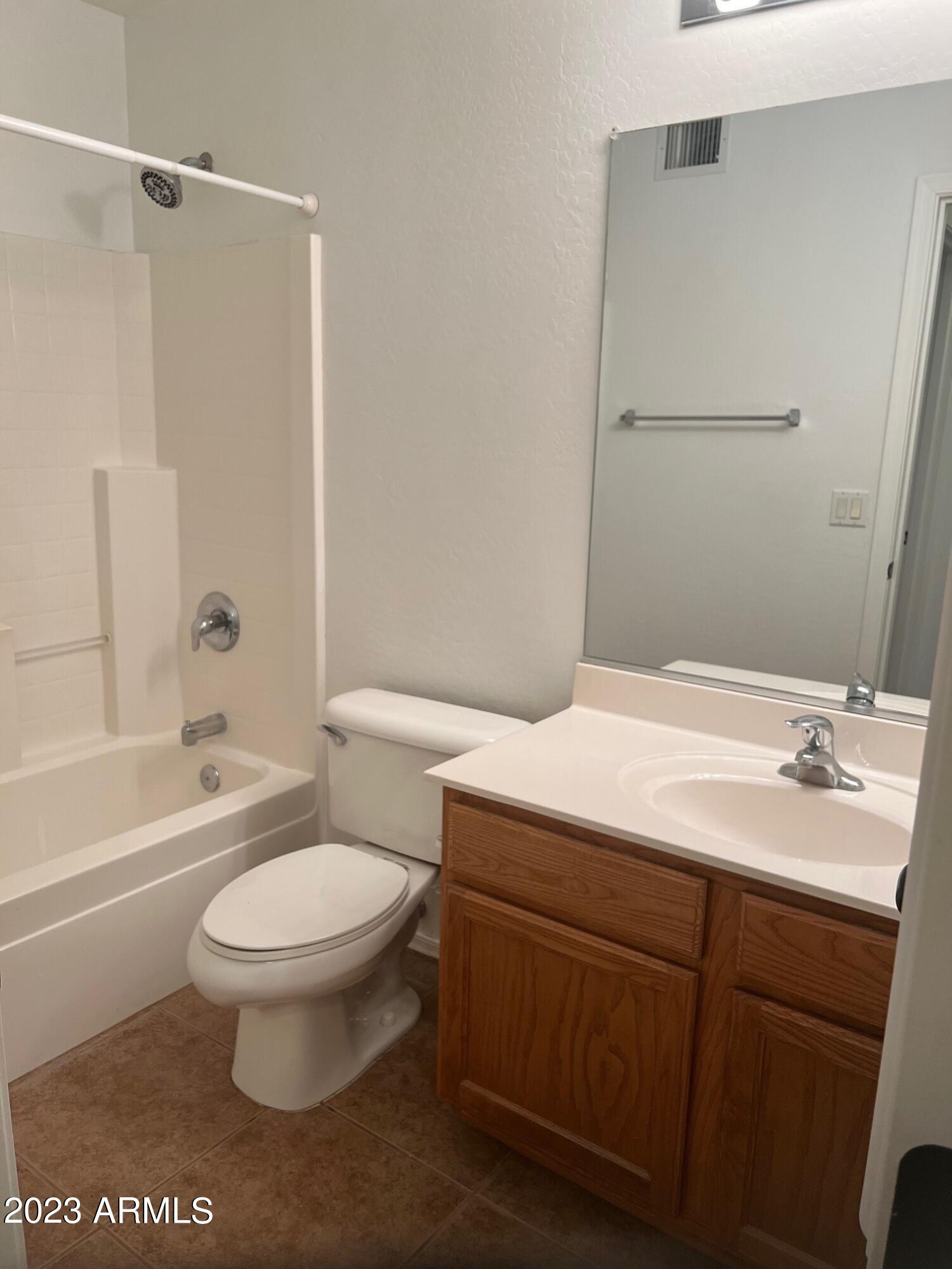 25809 W ST JAMES Avenue