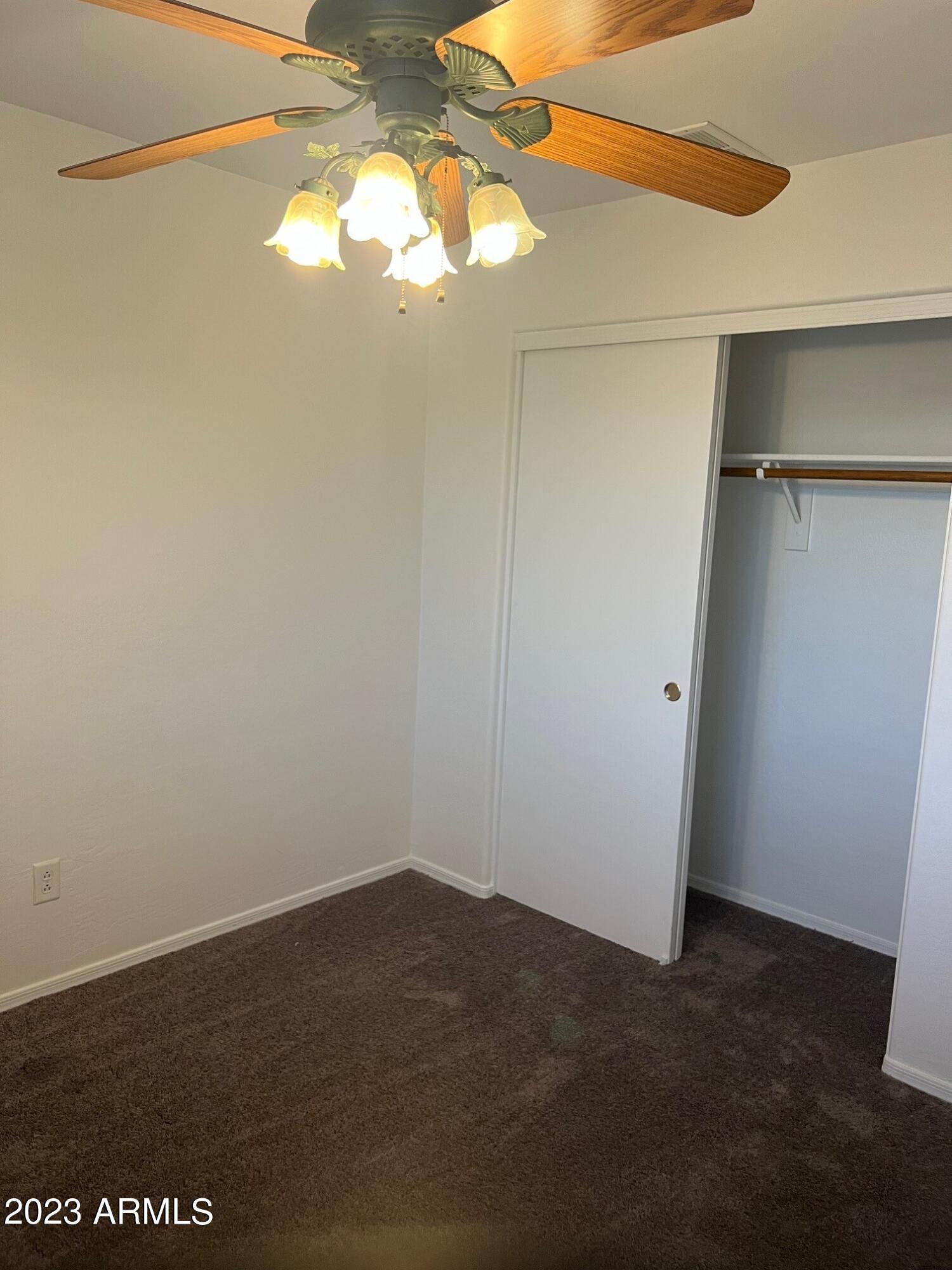 25809 W ST JAMES Avenue