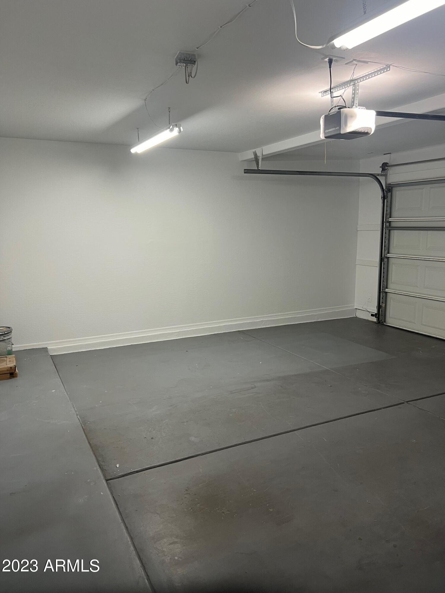 25809 W ST JAMES Avenue