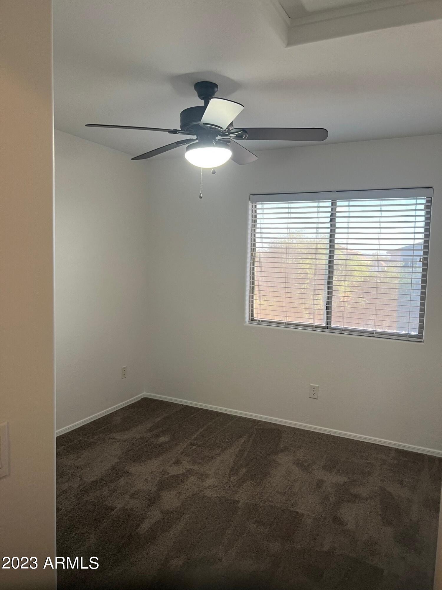 25809 W ST JAMES Avenue