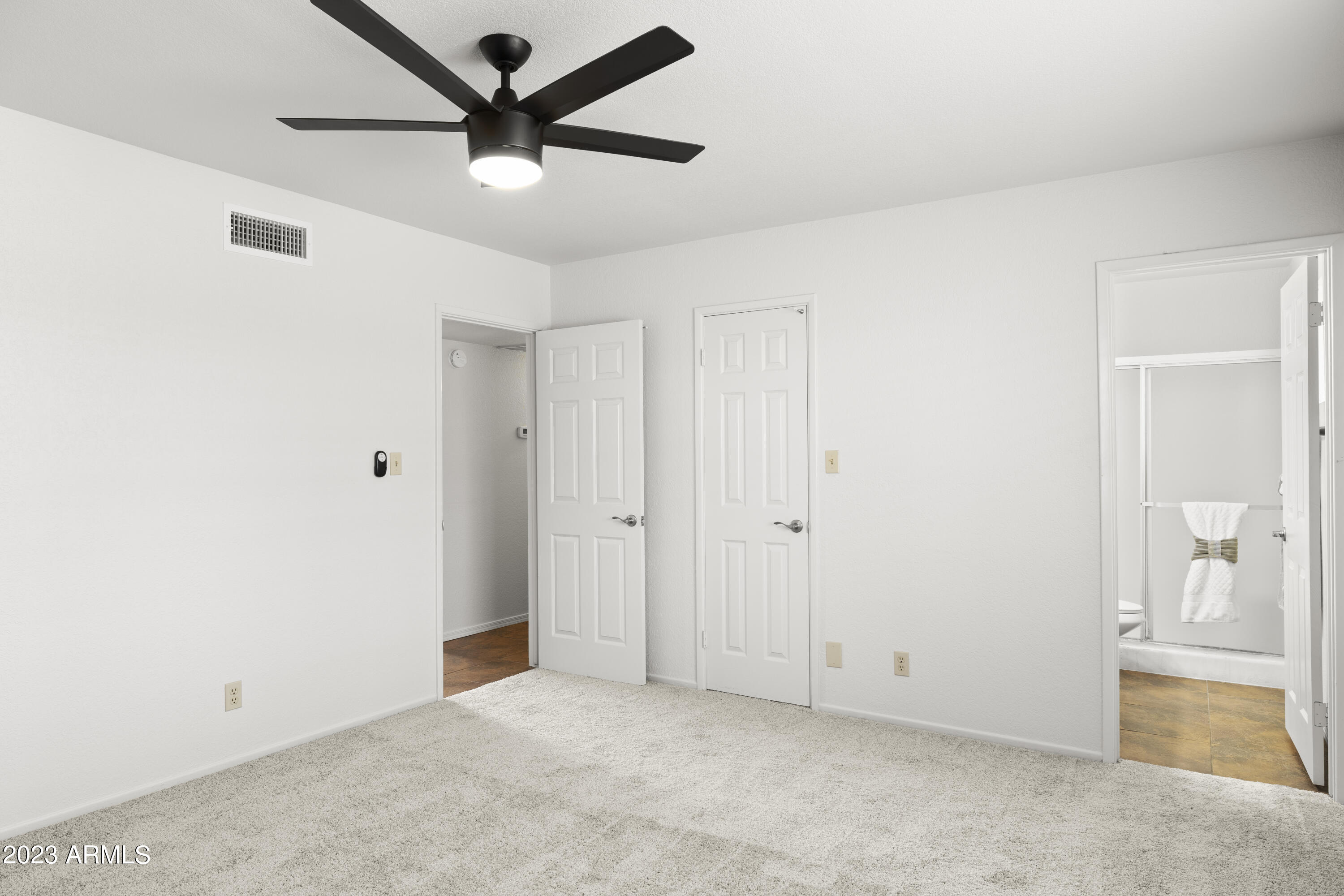 6330 E HILLVIEW Street