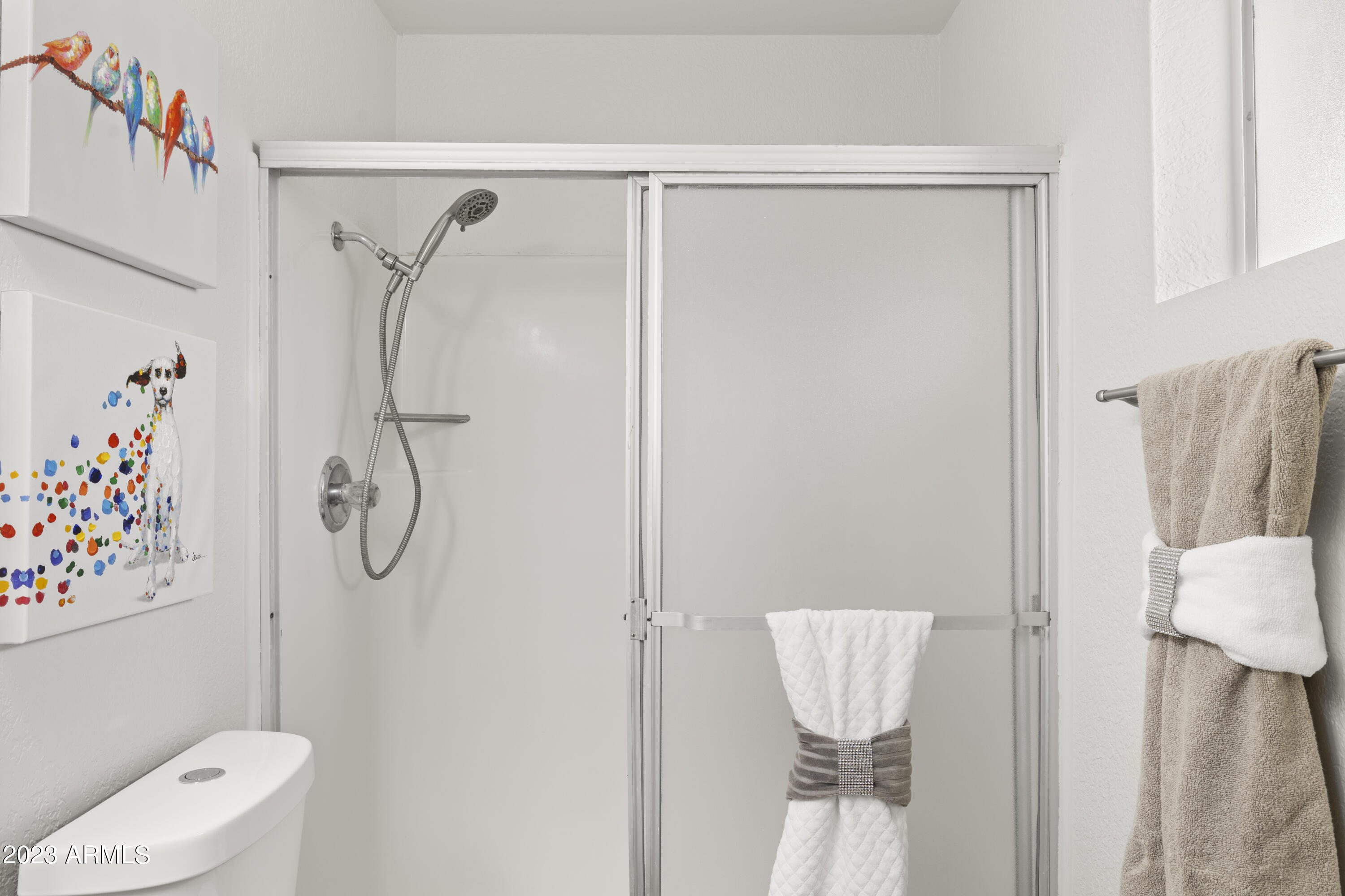 6330 E HILLVIEW Street