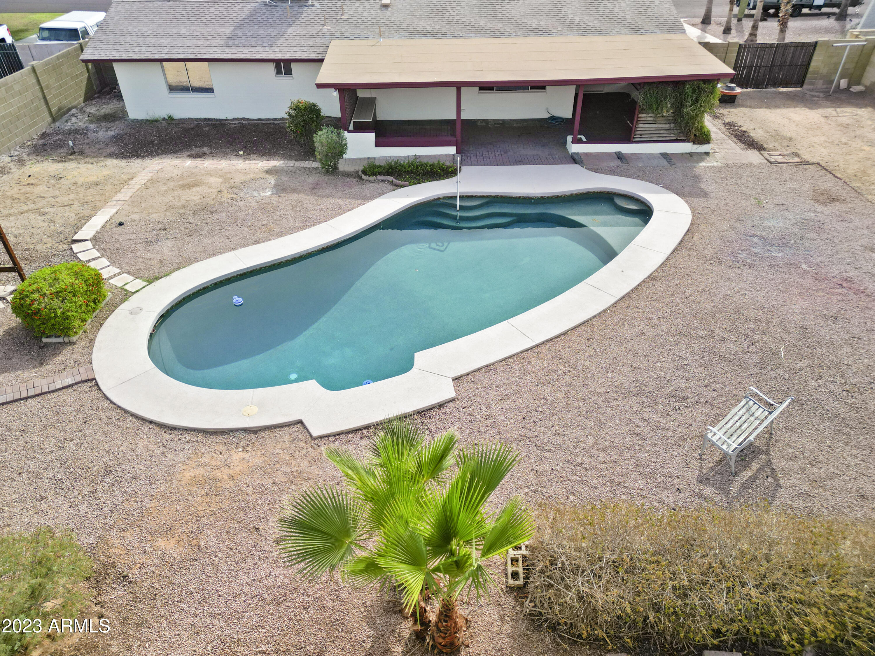 6330 E HILLVIEW Street