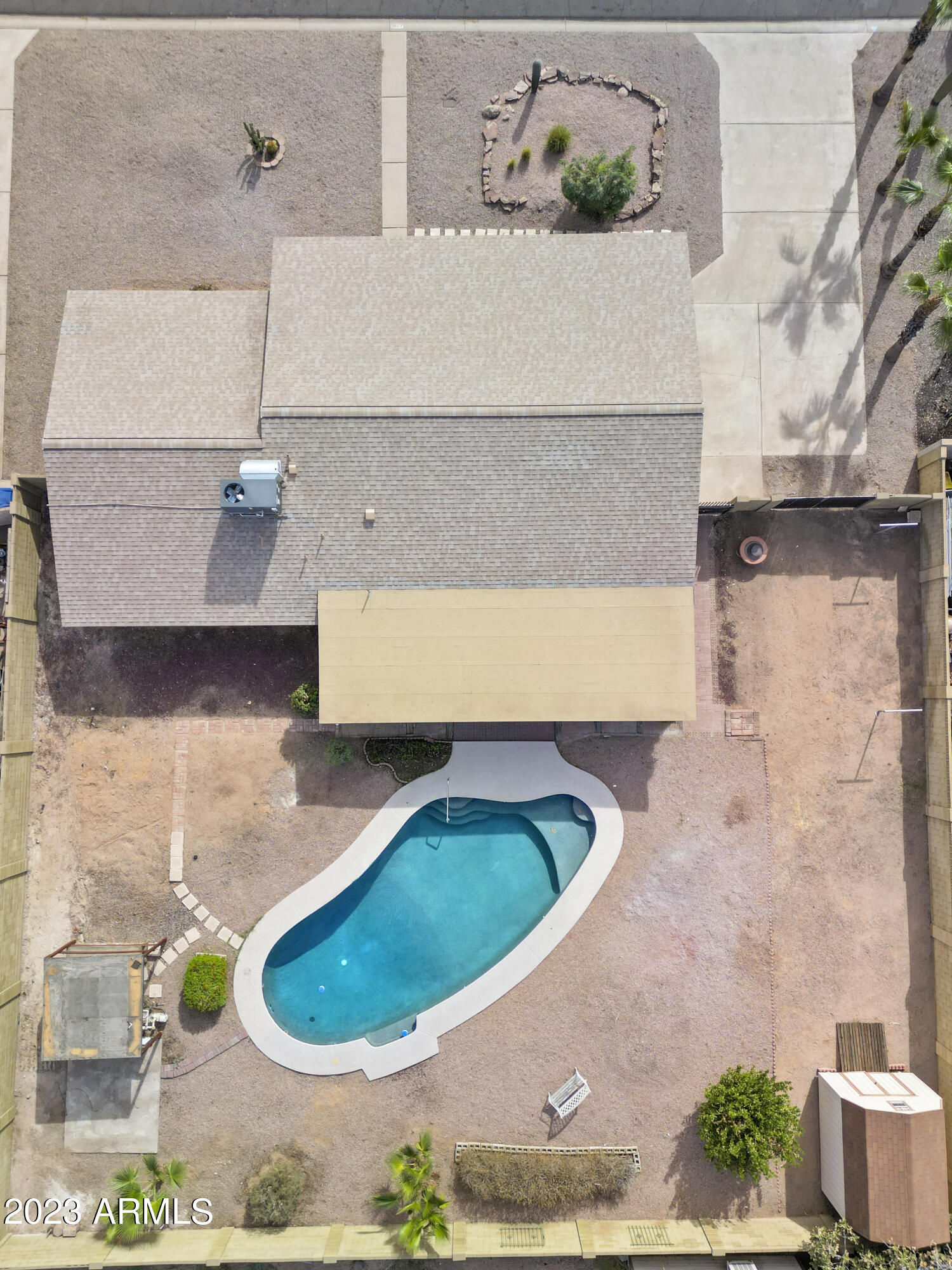 6330 E HILLVIEW Street