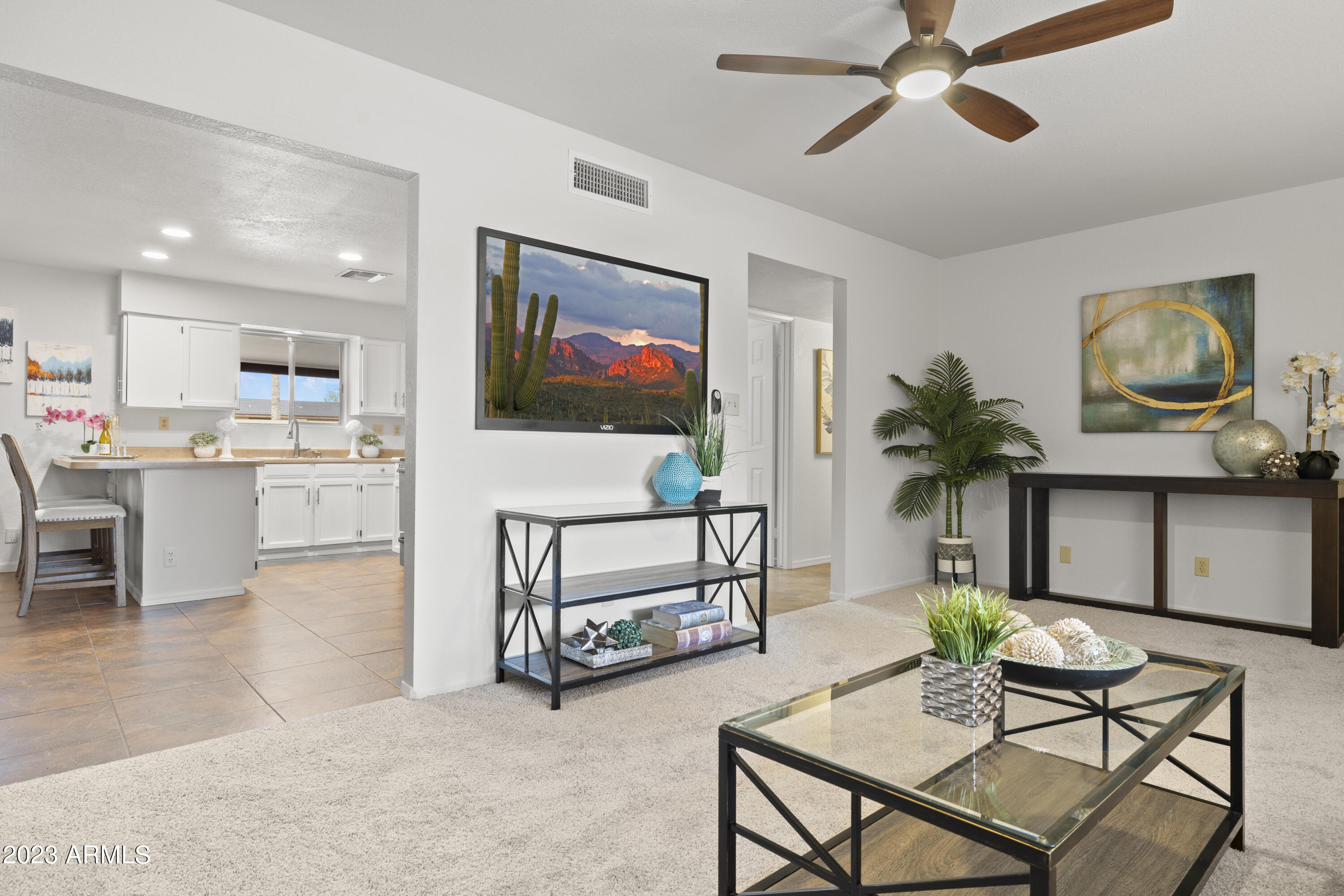 6330 E HILLVIEW Street