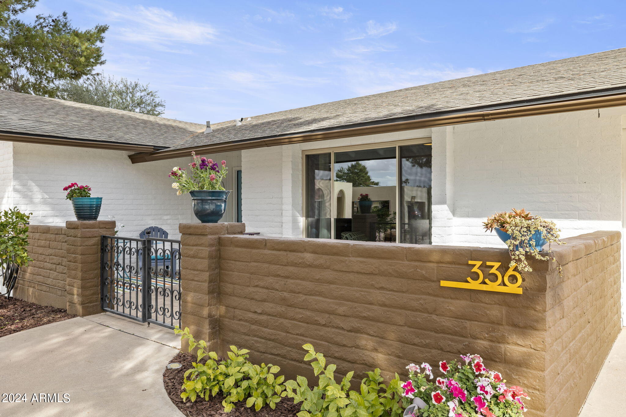 336 E VOLTAIRE Avenue