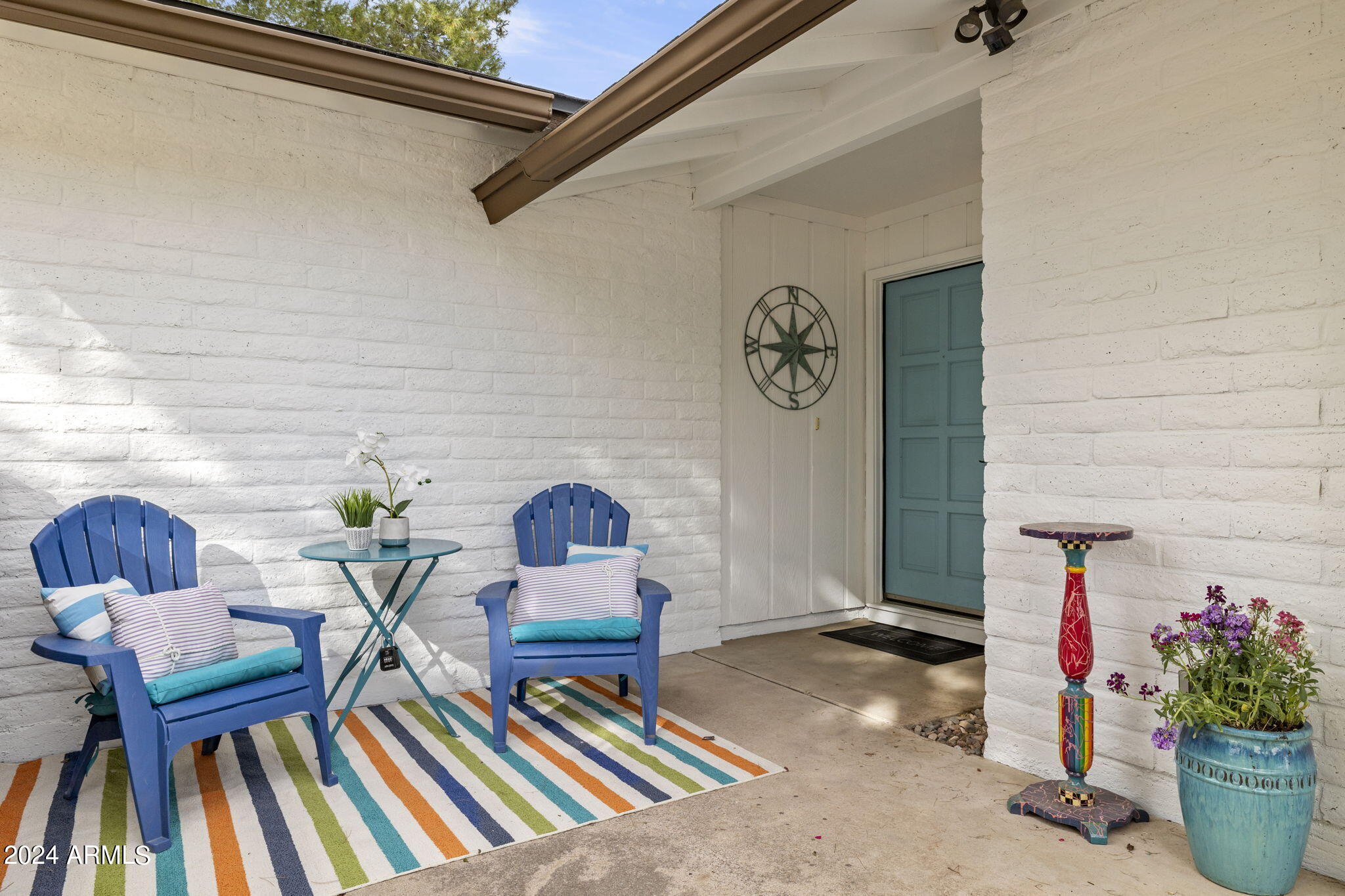 336 E VOLTAIRE Avenue
