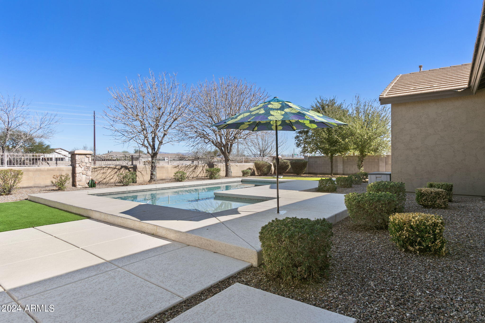 21966 E PICKETT Court
