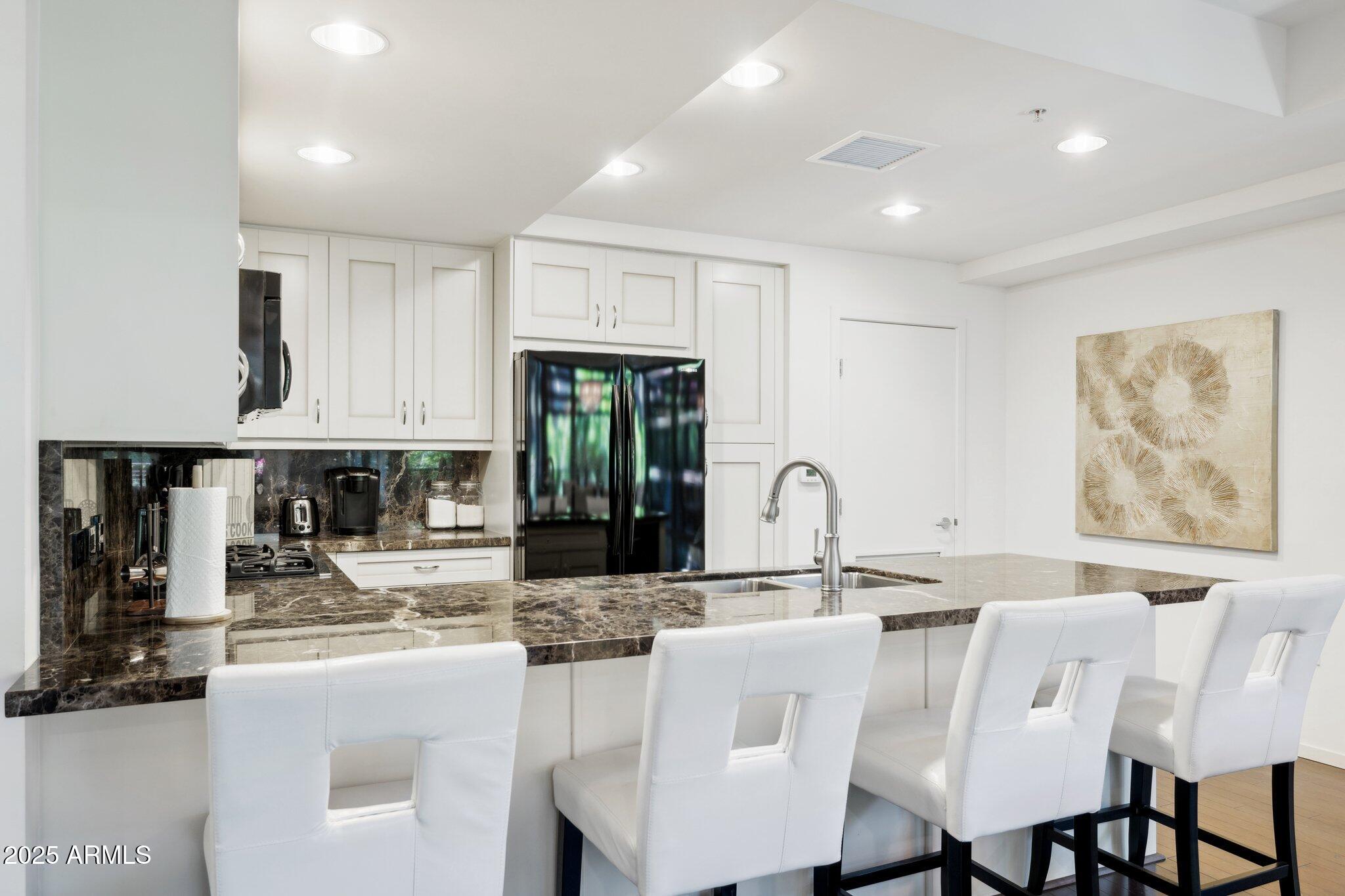 7151 E RANCHO VISTA Drive, 3001