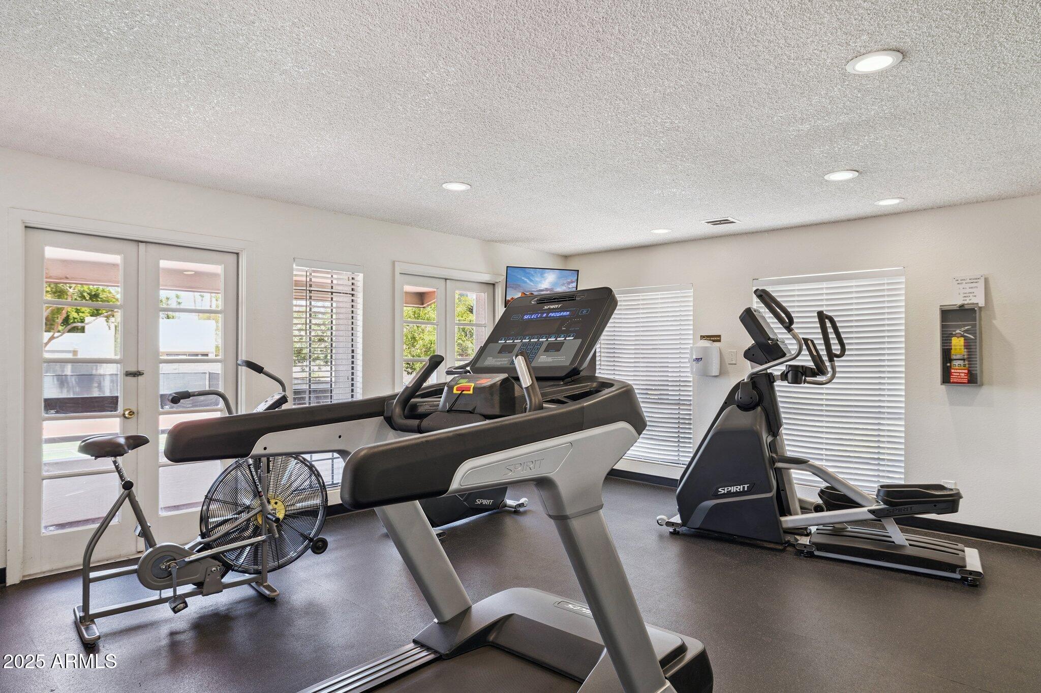 5207 N 24TH Street, 102