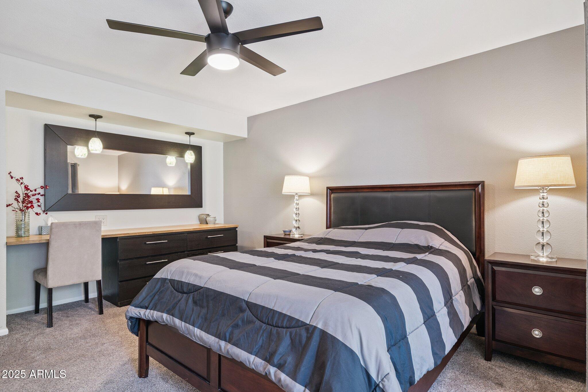 5207 N 24TH Street, 102