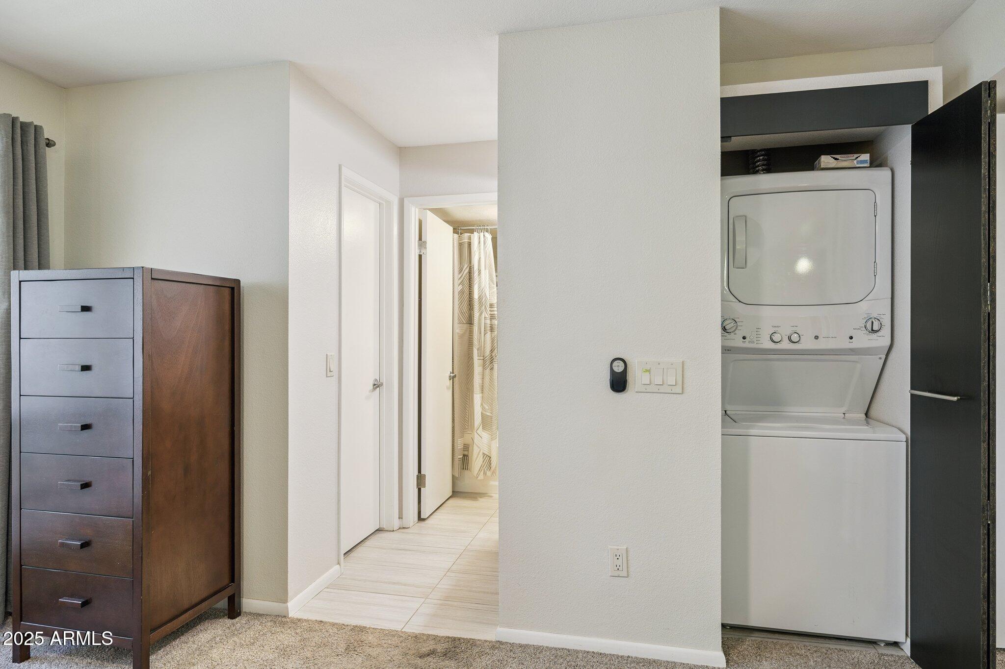 5207 N 24TH Street, 102