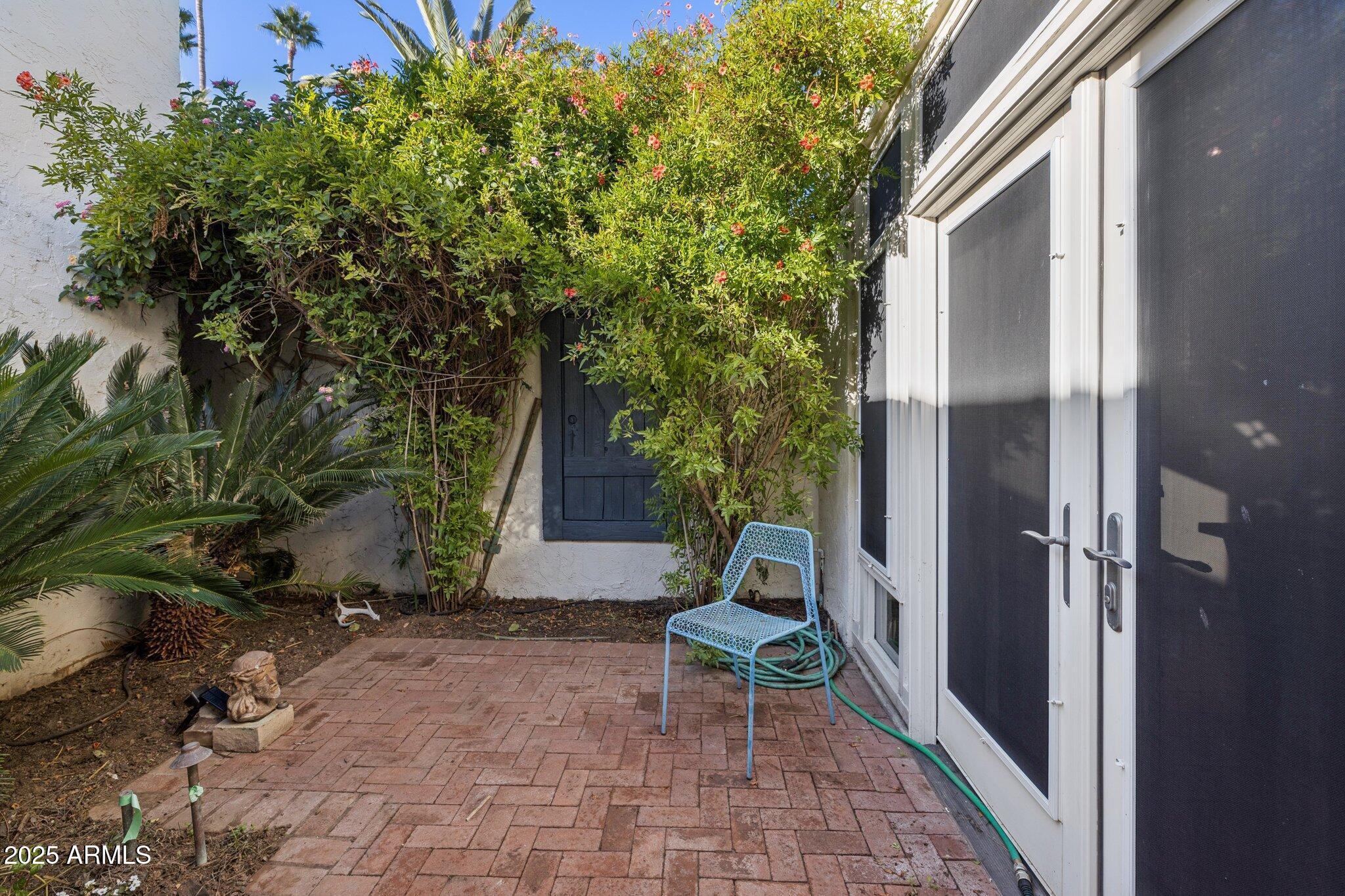 5351 N QUESTA TIERRA Drive