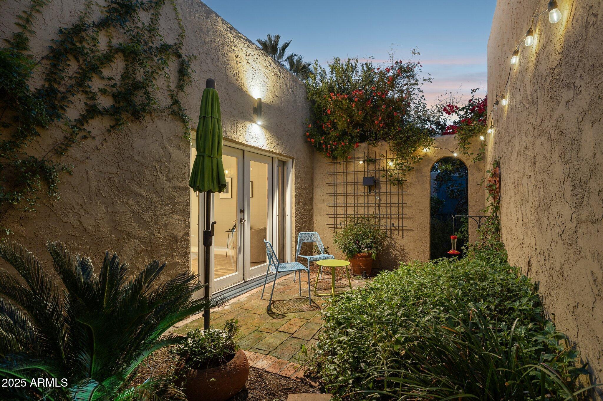 5351 N QUESTA TIERRA Drive