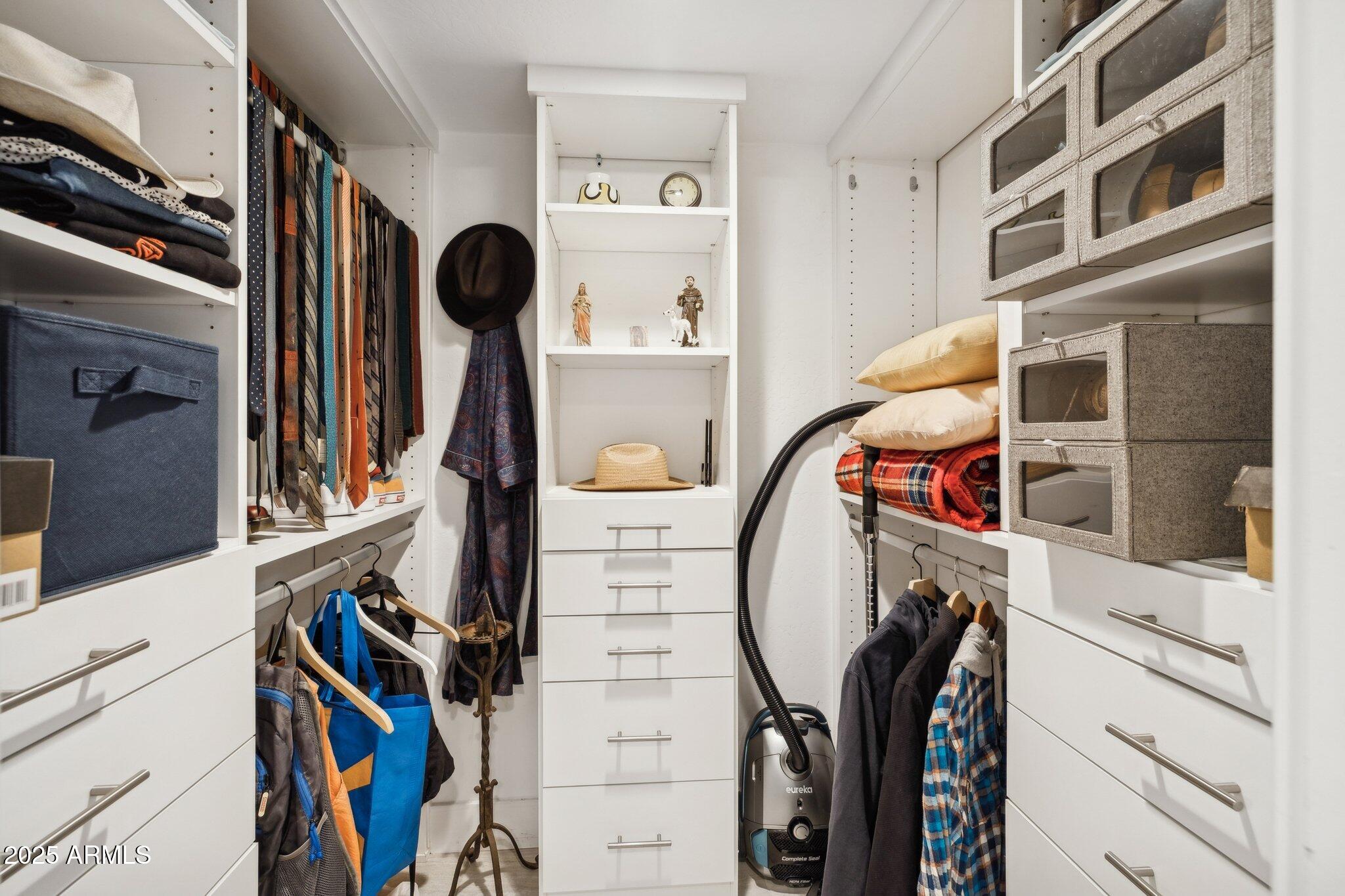 5351 N QUESTA TIERRA Drive