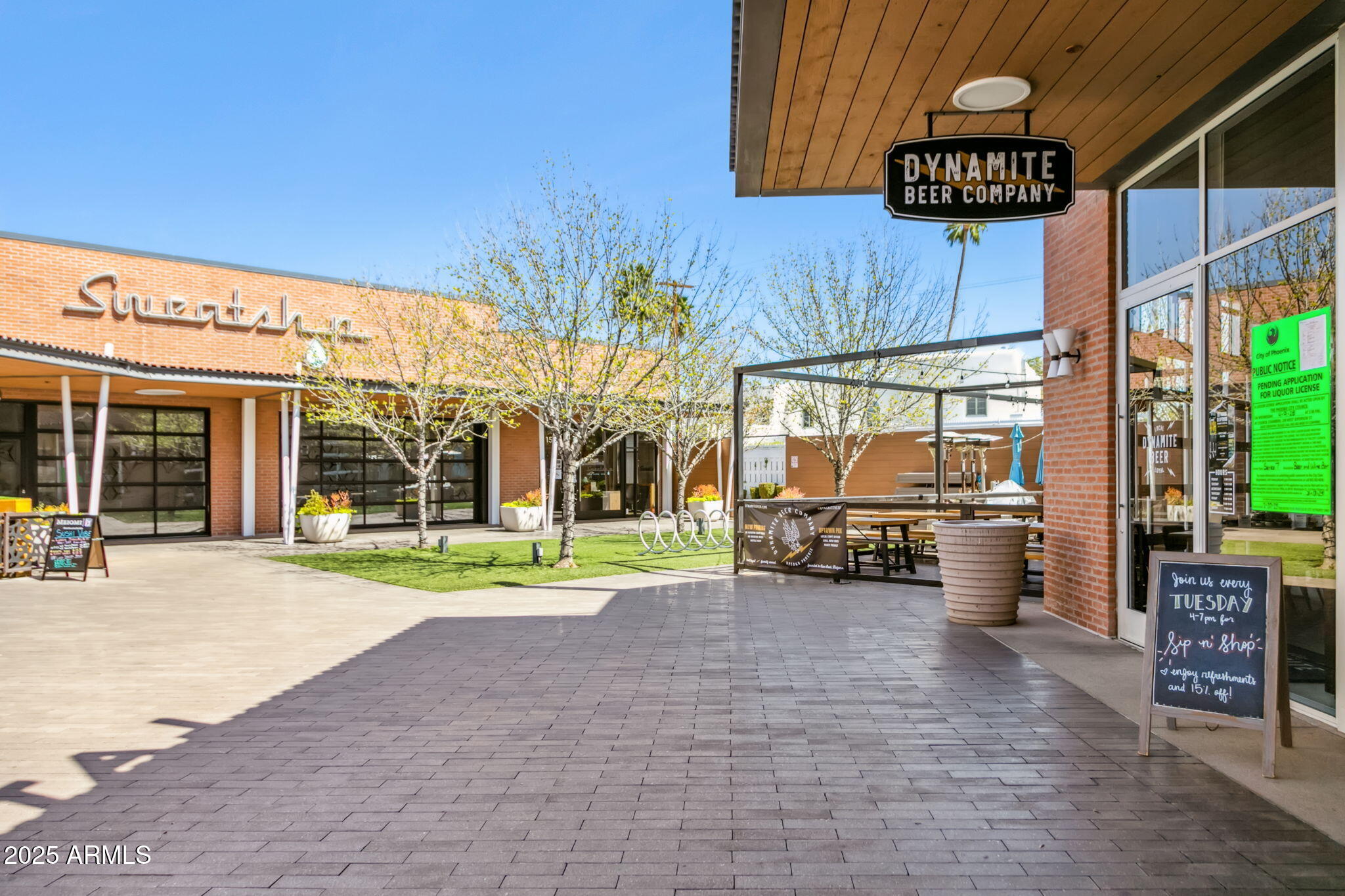 610 E MONTEBELLO Avenue 41