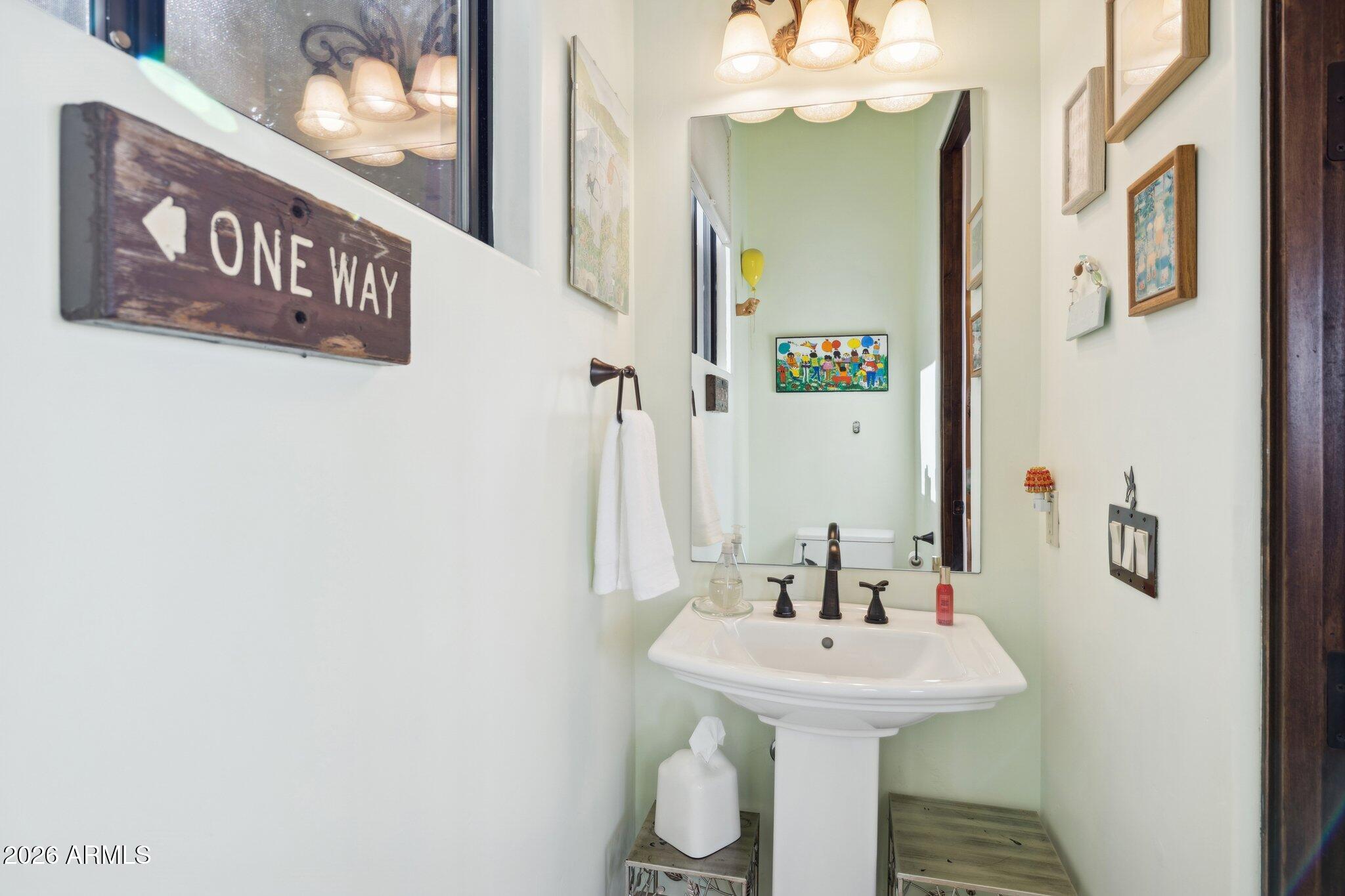 15832 E CHOLLA Drive