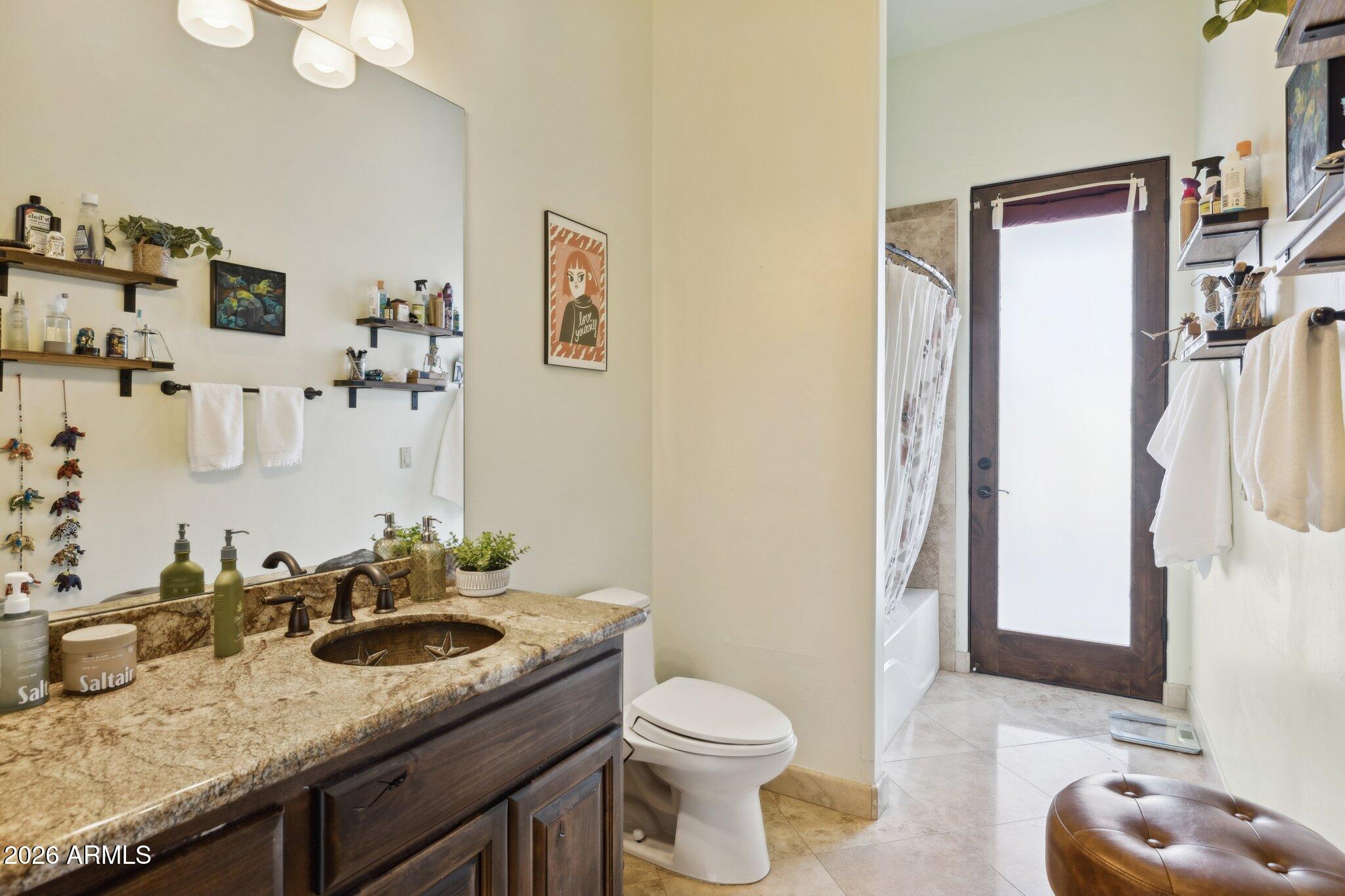 15832 E CHOLLA Drive