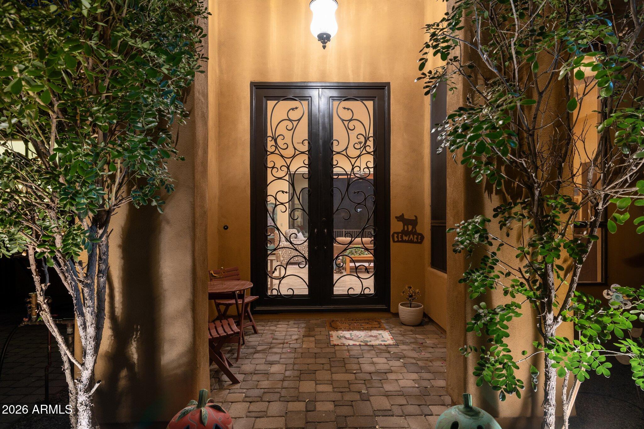 15832 E CHOLLA Drive