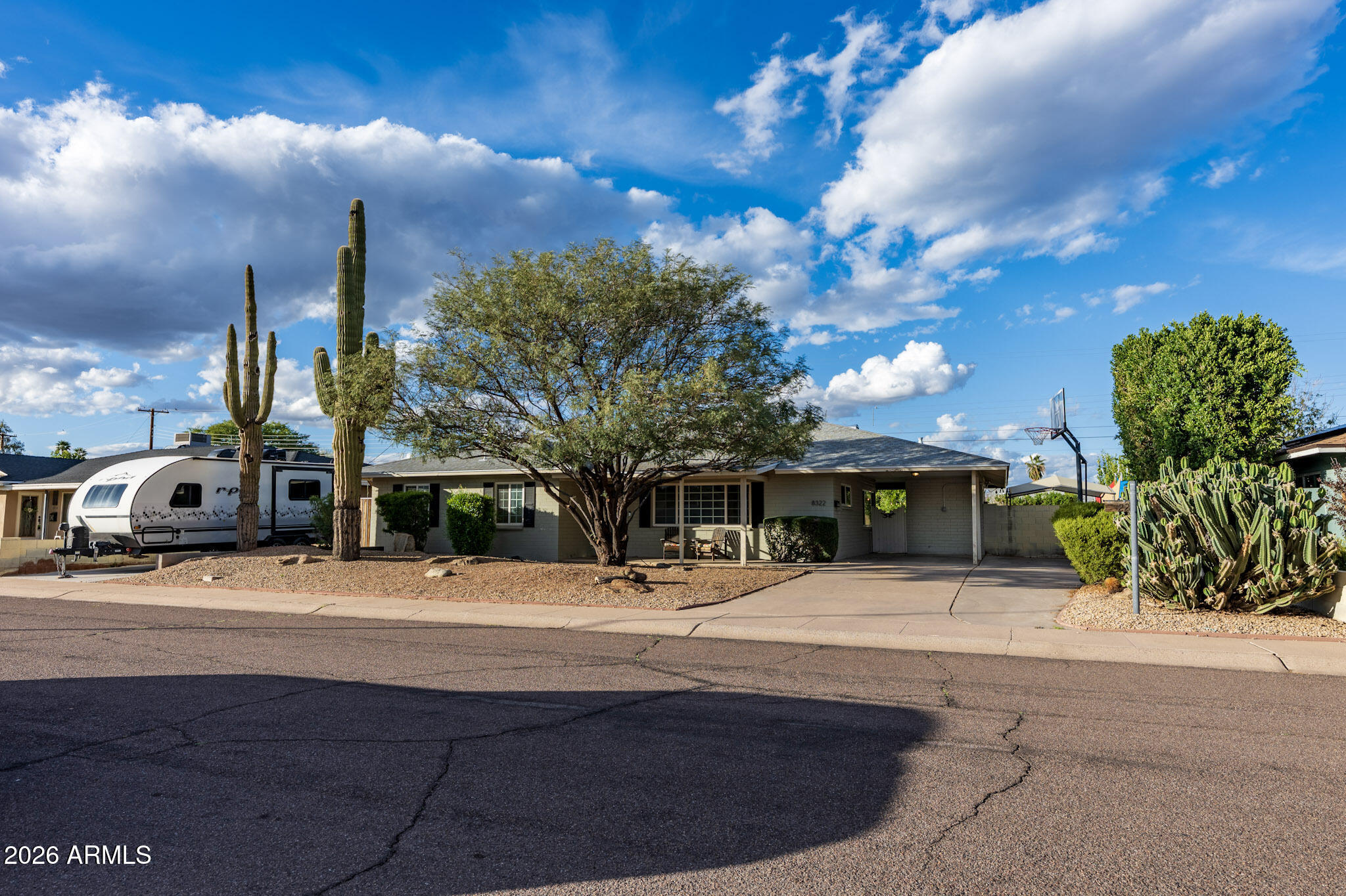 8322 E WILSHIRE Drive