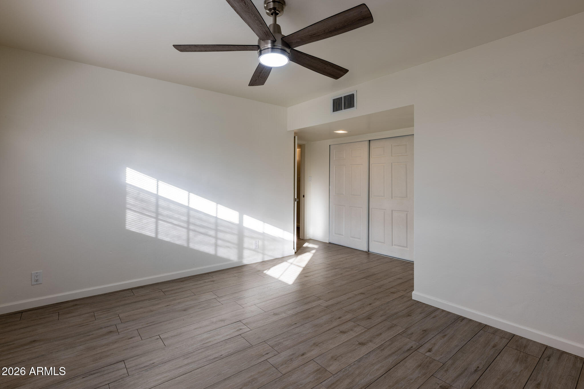 8322 E WILSHIRE Drive