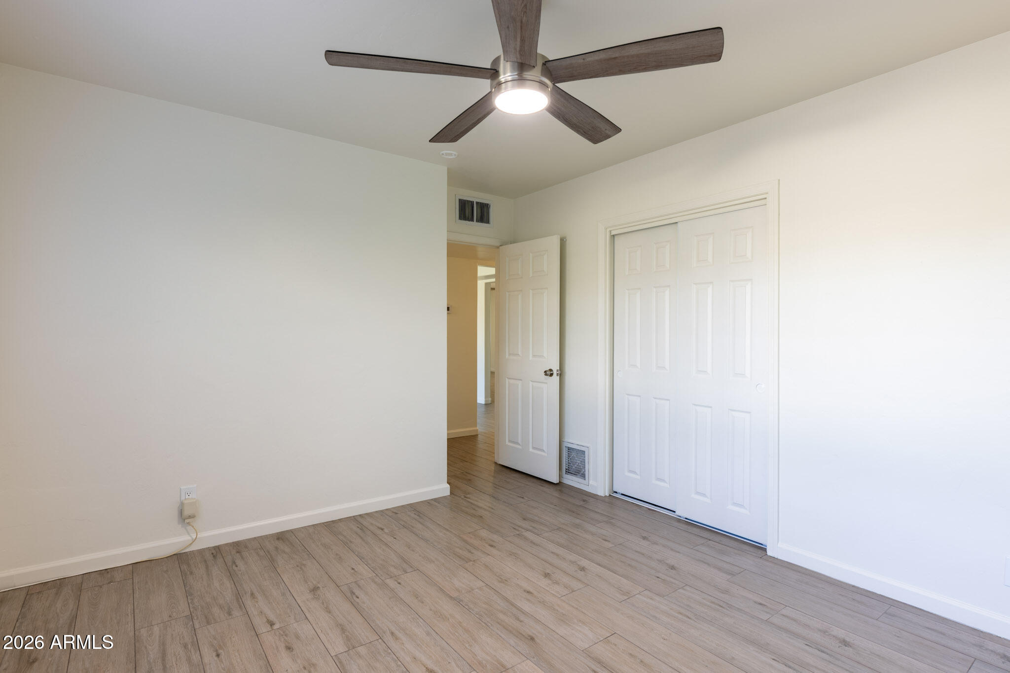 8322 E WILSHIRE Drive