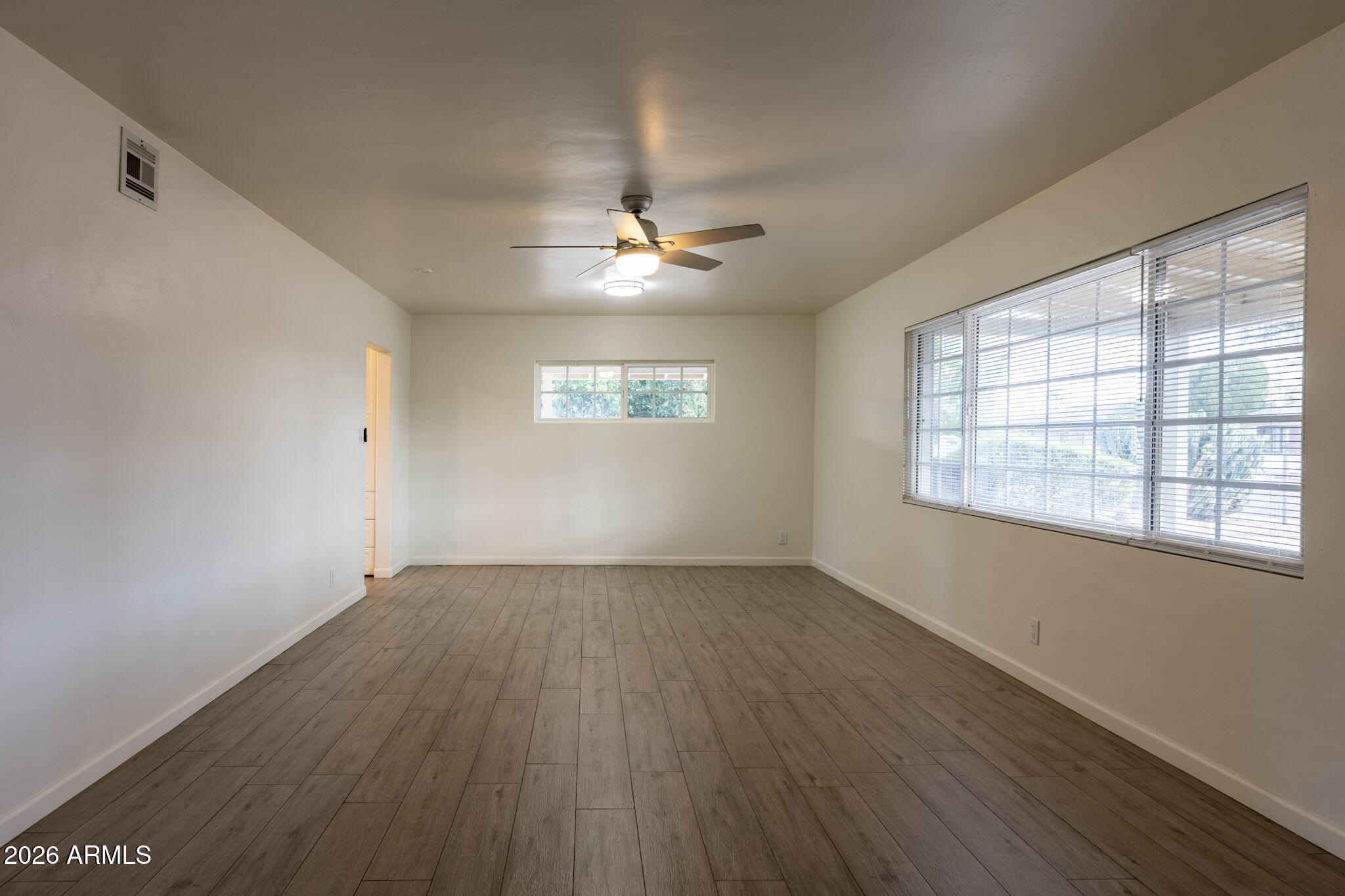 8322 E WILSHIRE Drive